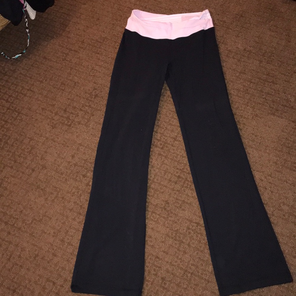 Groove Lululemon Pants